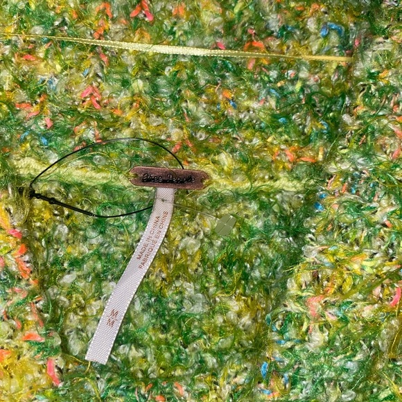 FREE PEOPLE Stardust Slouchy Mock Neck Pullover Sweater M Lemon Lime Green NEW - Picture 7 of 8